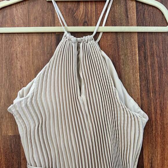 NWT!! Banana Republic Halter Pleated Maxi Dress- XS Oyster Pearl Color - Picture 11 of 11